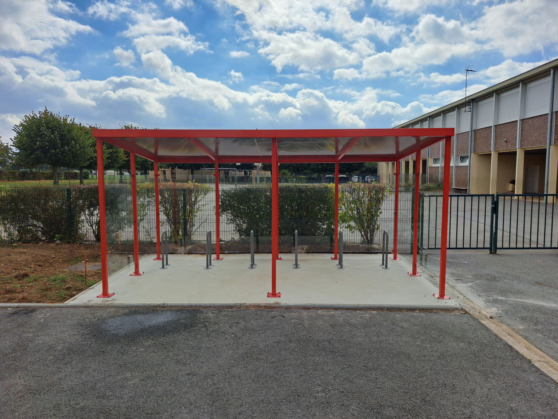 Abri vélos medium - toit plat - profondeur 2,50 m - design moderne et modulaire_0