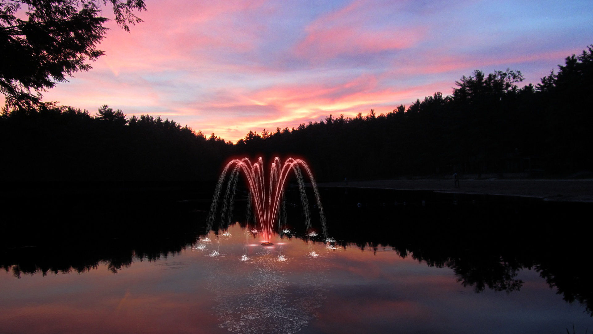 Fontaine flottante Volga - oxygénation et animation pour plans d'eau - puissances 560W et 1000W_1