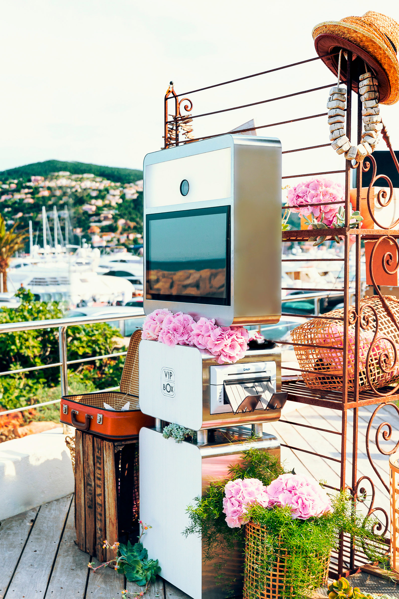 Borne selfie haut de gamme, élégante, pratique et perfonnalisable - VIP BOX Classic_1