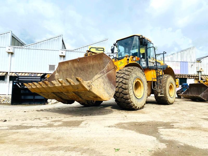 HYUNDAI Chargeuse articulé HL770-7A 23T_1