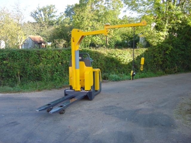 Grue d'atelier - PS 1010 PRJREN2 - préparateur de commande électrique avec potence de levage - charge maxi 100 kg_1