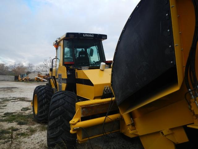 Porteur à pneus UNAC 300P avec cabine pressurisée et vue panoramique