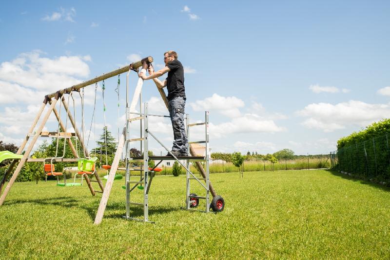 Échafaudage aluminium HAILO - roues tout-terrain, hauteur de travail 3 m pour jardin_1