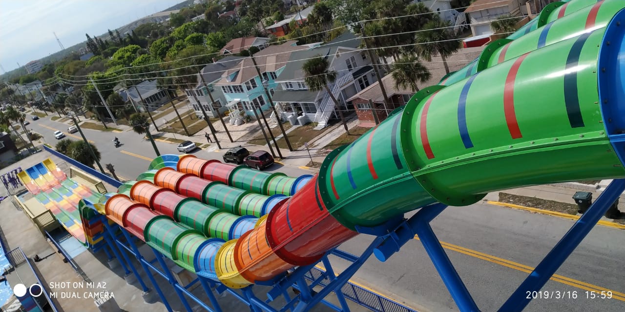 Toboggan - multilane avec large choix de couleurs et glissière à tapis_1