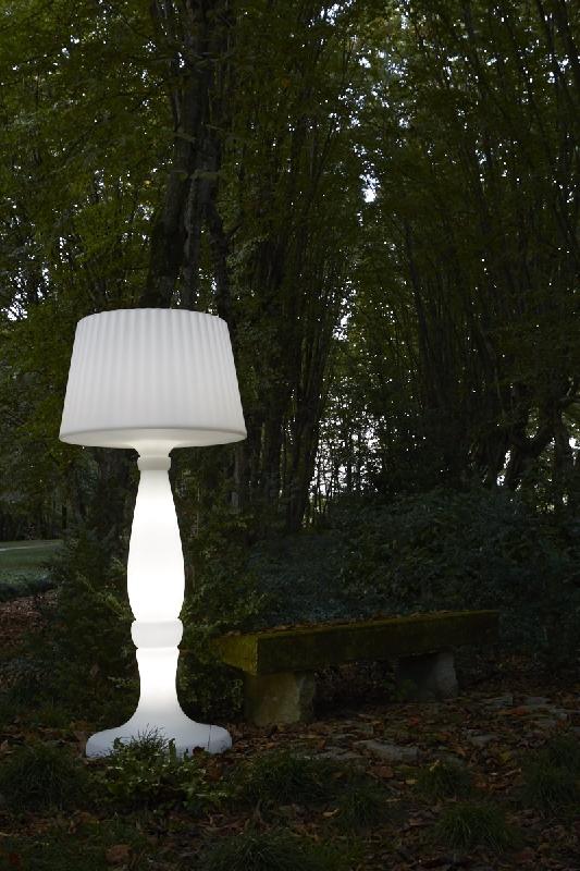 Lampe AGATA design utilisable à l'extérieur comme à l'intérieur_1