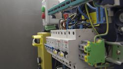 Rénovation et modernisation des ascenseurs - Partie électrique, mécanique et cabine - Mise en conformité_1