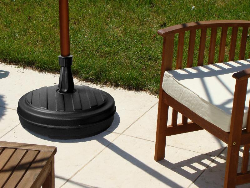 Comment Lester Un Pied De Parasol www.hellopro.fr