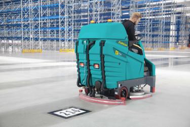 E110-D - Autolaveuse autoportée industrielle, Haute performance Eureka - Référence : EL1104D - disponible en location et en vente_1