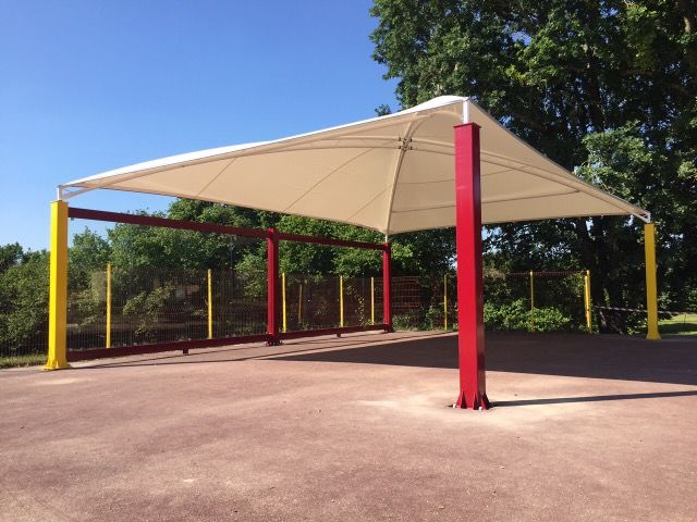 Préau d'école écologique et recyclable - KOMAN Groupe_0