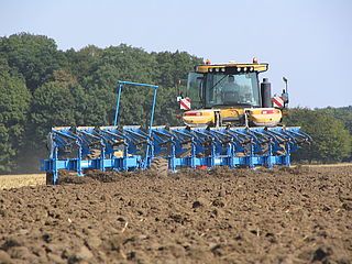 EuroTitan - Charrue agricole Lemken - 9 à 12 corps - Puissance tracteur 132 kW_1