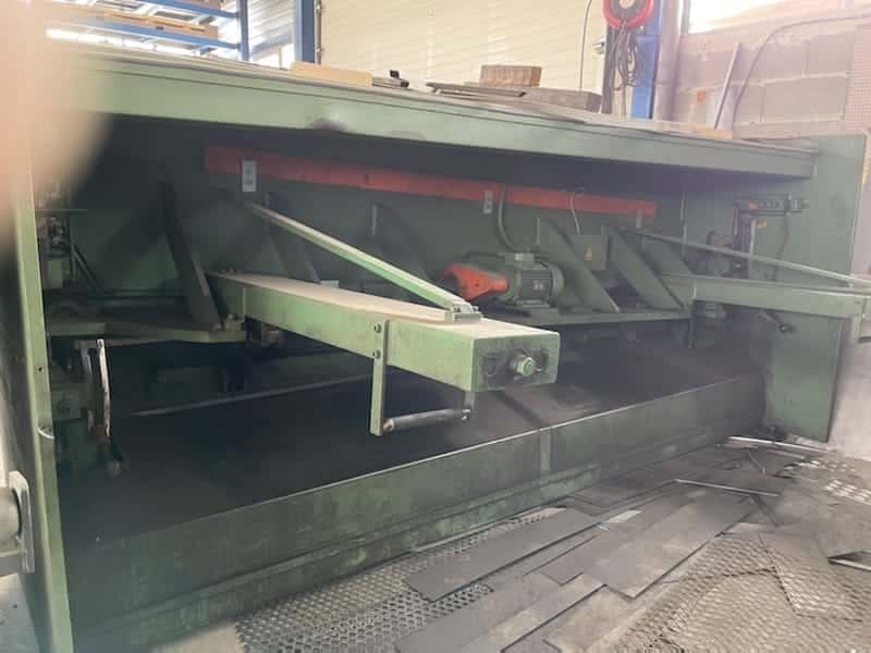 Cisaille guillotine HACO, butée arrière motorisée - 3000 x 6mm_1