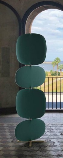 Totem acoustique FLOCON - 4 panneaux unicolores, structure en acier blanc, L 57,5 x H 180 cm - Référence 8043 FR207_1