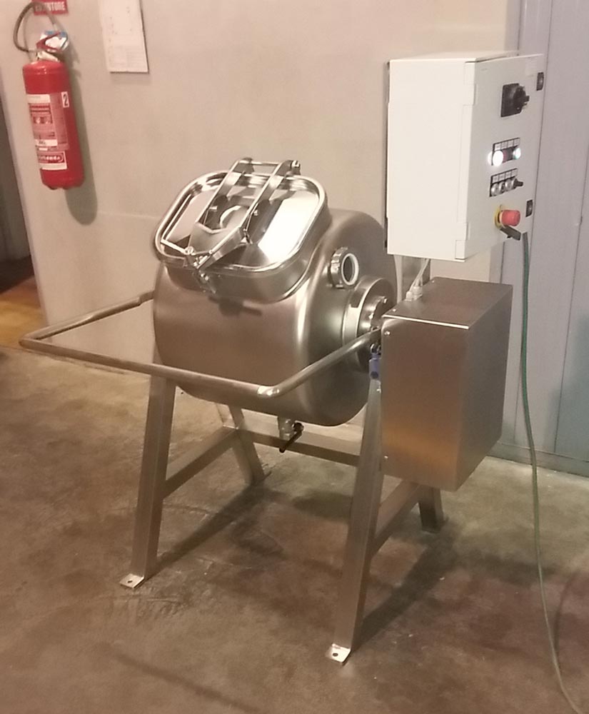 Baratte à beurre - tonneau inox, bâti peint - capacité 100 - 3600 litres_1