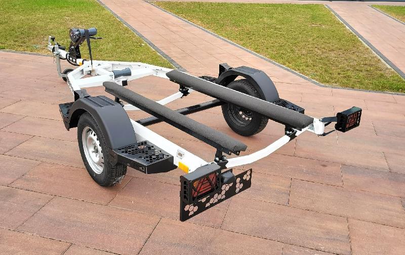 Remorque bateaux & jet ski - 4,00M - 750 KG - Châssis peint - Couleur au choix - JET SKI_1