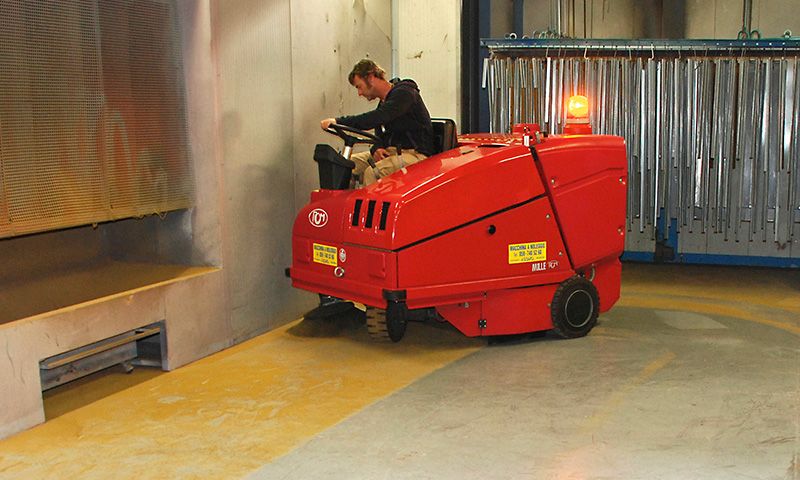 Mille - Balayeuse de voirie RMC - 350 litres - Largeur de nettoyage 1700 mm - Filtrage poussière électrostatique_1
