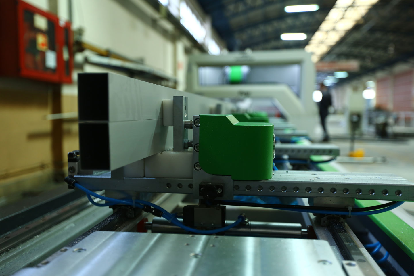 Centre d’usinage Fujicam XP 7000 - CNC 3 axes - Usinage précis pour profilés aluminium, PVC, acier et plus_1