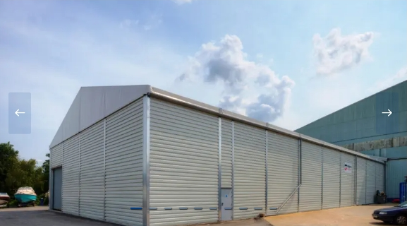 Tente logistique et de maintenance - Entretien de véhicules et stockage d'avions pour missions humanitaires - HTS TENTIQ GMBH_1