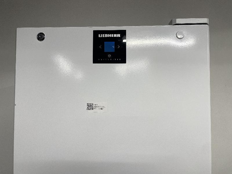 Armoire laboratoire négative statique Liebherr LH LG4000C_1