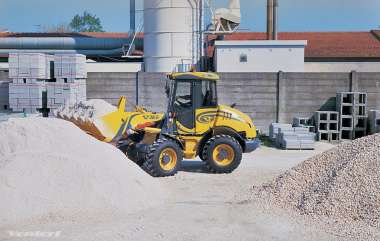 Chargeuse articulée VF 3.63 Venieri - 800L, moteur Perkins 804C, 49 kW - 65Ch_1