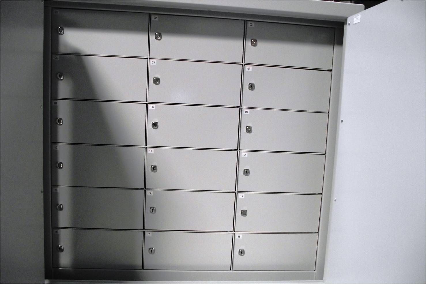 Armoire blindée sur mesure pour armes professionnelles