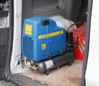 Compresseur 6 litres transportable sans huile - 308292_1