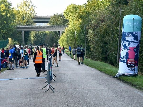 Totem - AIRSYSTEMS - Colonnes gonflables publicitaires de 3m en air captif_1
