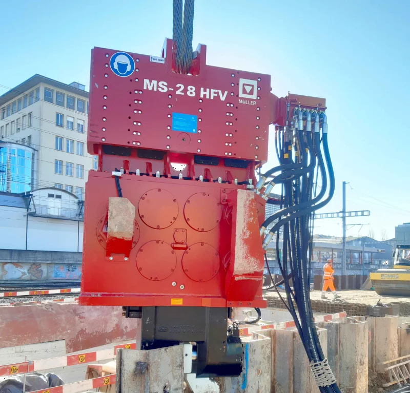 Vibrofonceur en pendulaire - Egli - pour palplanches longues et lourdes et profilés en H_1