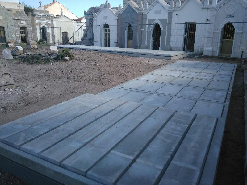 Caveaux en polymère - légers, résistants et faciles à installer - conformes aux normes funéraires_1