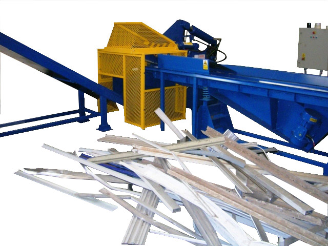 Cisaille à chargement automatique McIntyre - Force de cisaillement 185T - CROCO-640-AUTO_1