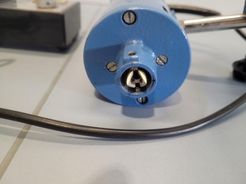 Disperseur / homogénéiseur de laboratoire IKA, modèle TP18/10_1