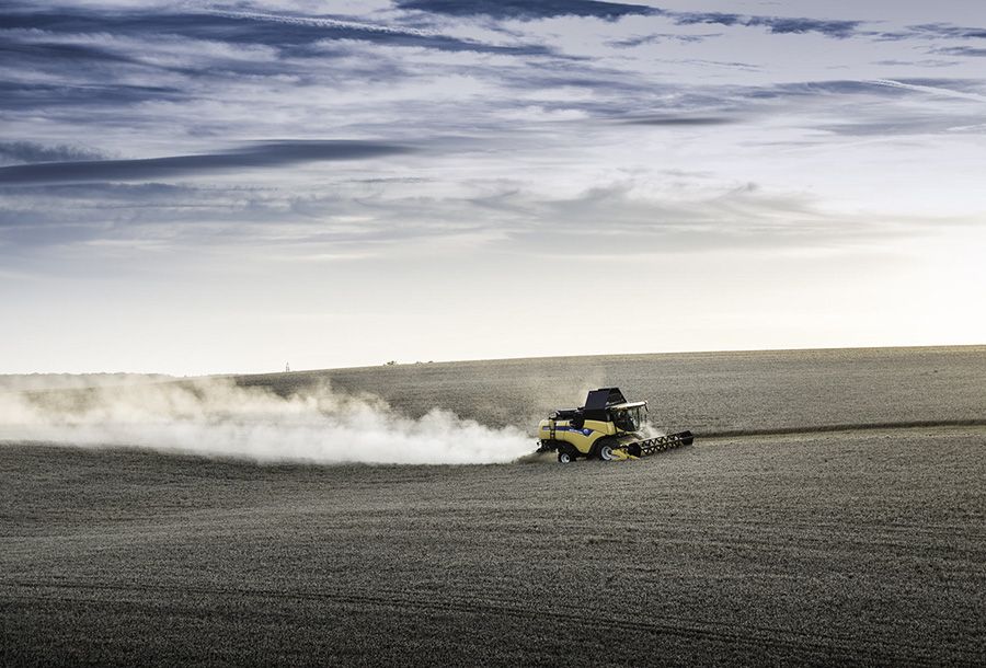 New Holland CX6.80 - Tier 4B - Moissonneuse-batteuse - Trémie 9300L - Largeur de coupe 4,57 à 9,15m_1