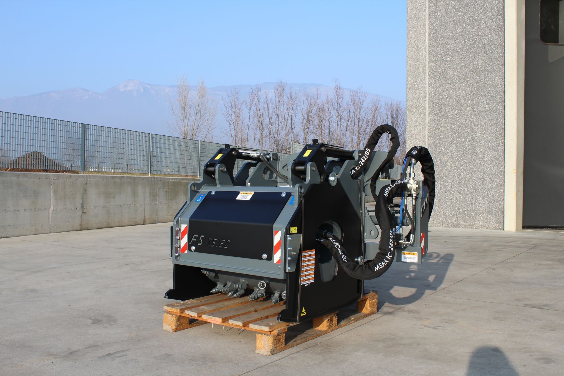 Raboteuse à béton CM FS 75.23 - Largeur de travail 750 mm - Profondeur max 200 mm - 1000 kg_1