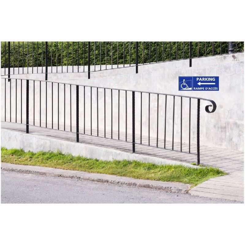 Refz456 - panneau stationnement parking handicapé avec rampe d'accès - direction gauche - abc signalétique_1