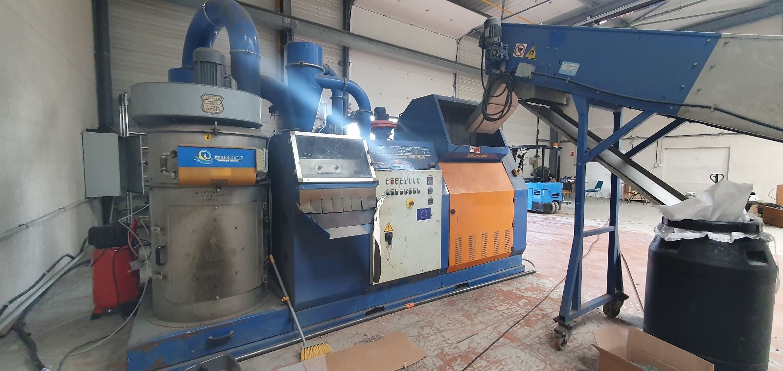 Broyeur granulateur câbles d'occasion GUIDETTI - 700 Kg/Heure - Ligne complète avec pré-broyeur et séparateur_1