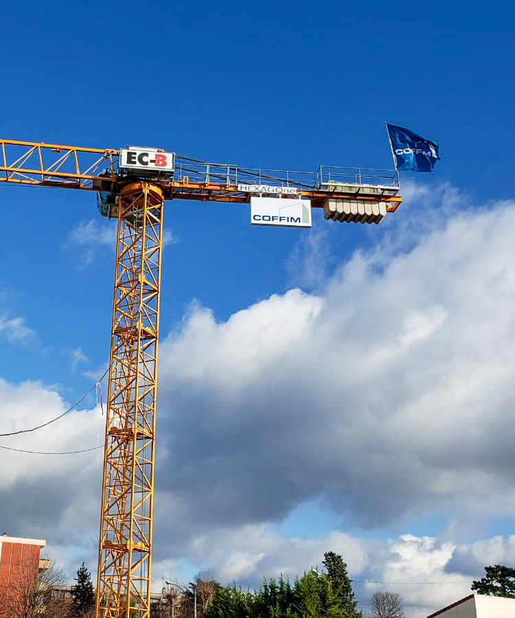 Caisson lumineux pour grue de chantier - structure aluminium standardisée ou sur-mesure - Neosign_1