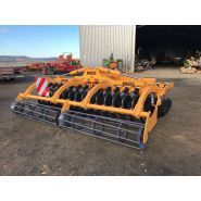 F-20 - Déchaumeur à disques indépendants, bras individuels, largeur 2,50m - Résistant et adaptable_1