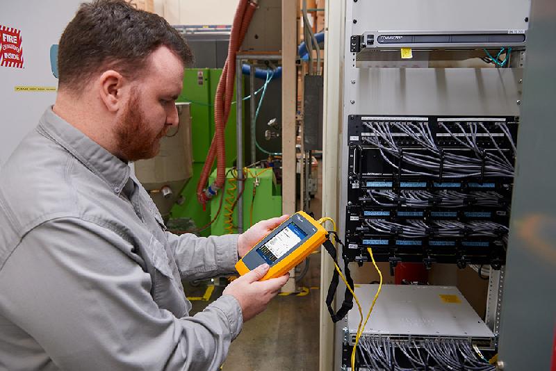 LIQ-100-IE | Testeur câbles et réseaux informatiques et industriels LinkIQ-IE - jusqu'à 10 Gb/s avec identifiant distant 1_1