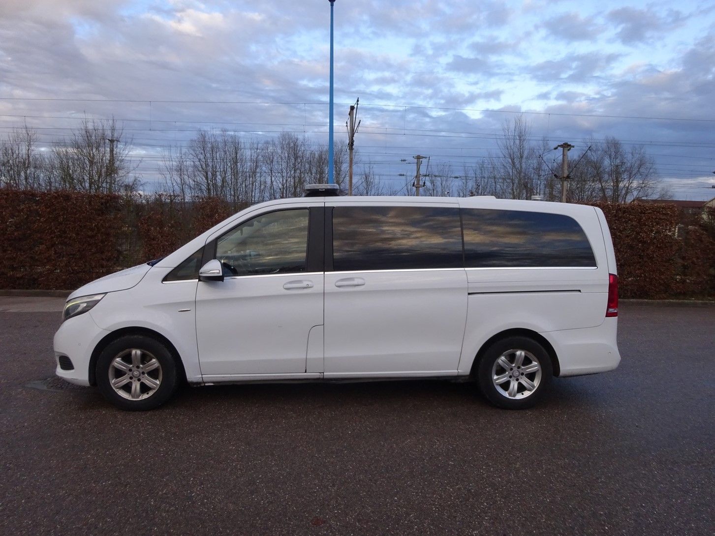 Intérieur spacieux de la Mercedes-benz classe V Avantgarde 2015