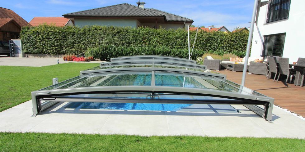 Abri piscine bas Limone Slim - télescopique - verre feuilleté sécurité - cadre discret - RAL 9007 gris métallisé_0