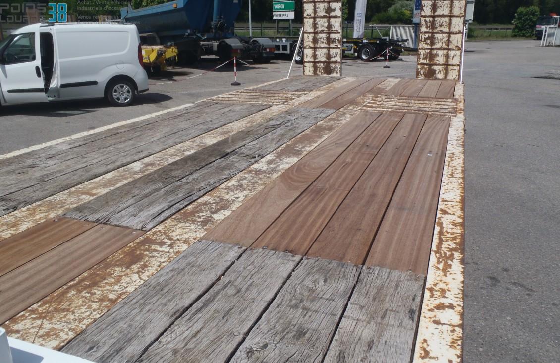 Plateau basculant pour transport d'engins Louault