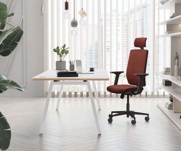 Bureau open space fixe et classique - Style épuré et contemporain - Gamme CINÉTIC avec 3 types de piètements au choix_1