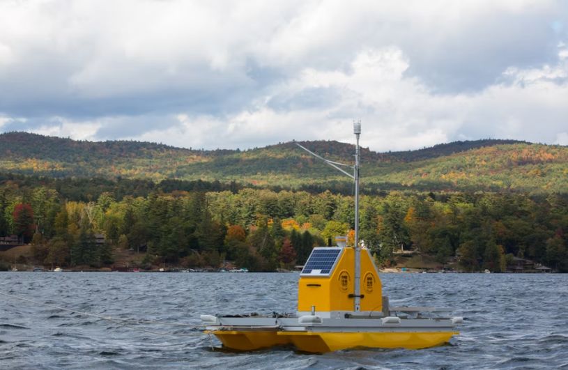 Bouée instrumentée pour surveillance en continu des eaux de surface_2