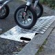 Rampe de seuil trapézoïdale en aluminium - antidérapante, pliée avec poignée intégrée - fabrication française_1