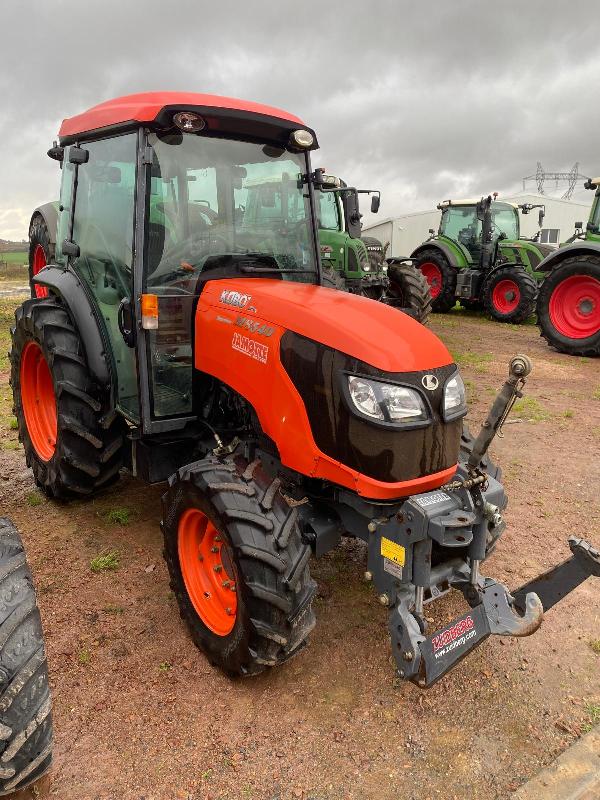 Kubota M8540 Narrow avec relevage avant - tracteur étroit 85 ch, 4 RM, 2016, 4 450 h_1