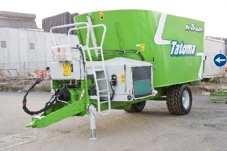 Mv14 Duplo - Mélangeuse agricole Tatoma - capacité 14m³ - 2 hélices verticales et écran de pesée programmable_1