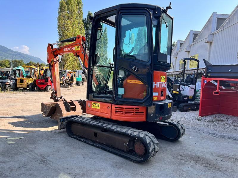 HITACHI zx26u-5a mini pelle 2,7t_1