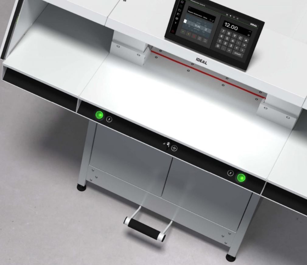 Massicot programmable Ideal The 56 - écran tactile 15.6'' - précision et ergonomie_1