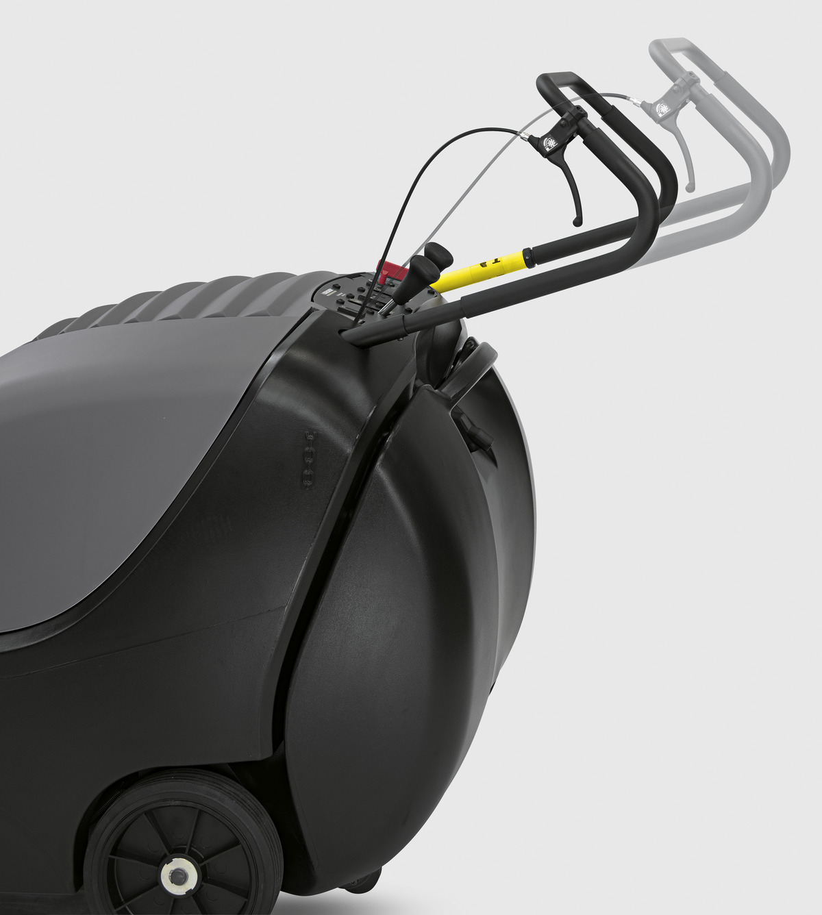 Balayeuse autotractée KM 85/50 W G Adv - moteur essence, bac 50L, balai flottant et système de filtration_1