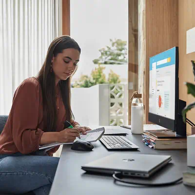 HP ProOne 440 G9 Intel® Core¢ i3 i3-14100 60,5 cm (23.8