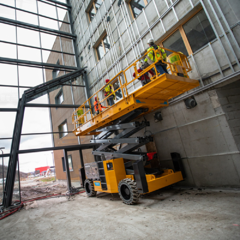 Nacelle ciseaux HS / HS PRO pour Usage Intérieur et Extérieur -  disponible en achat neuf et en location de courte à longue durée_1